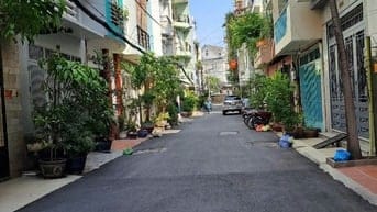 BÁN NHÀ CX LỮ GIA QUẬN 11 ĐƯỜNG 8M .54M.5 TẦNG 5PN.XE NGỦ TRONG NHÀ 15