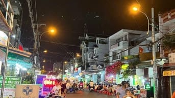 Quá là wow!! Bán nhà MT Phố Ăn, p.13, Quận 6 (4x20m) 4 tầng chỉ 14.8 t