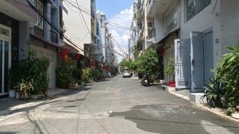 Bán nhà 4m đường Phan Chu Trinh, P24 , Bình Thạnh