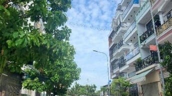 Bán đất Hà Huy Giáp vào 20m,đường 12m xe hơi quay đầu