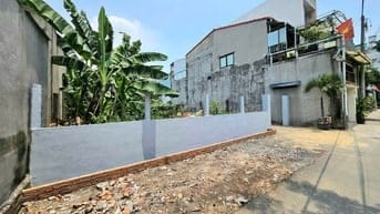 Bán lô đất thổ cư 370m2, hẻm thông 6m. Phân lô hoặc xây dựng ngay