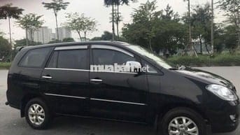 Toyota Innova 2011 - 100000 km