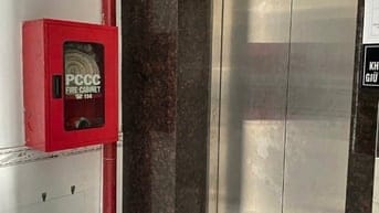 Bán nhà CMT8 Quận 10; 8,5 x 22m, 8 tầng; Thu nhập 200tr/th, 28,5 tỷ