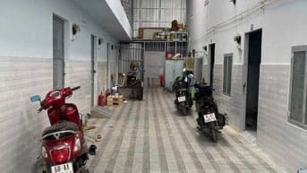 Bán đất  có trọ sẳn 6 phòng, DT 90m2, Giá 830triệu, SHR