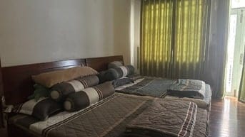 Bán nhà 2MT trước sau hẻm nhựa 8m Dt: 4x13m 1 lững 3 lầu ST 7.2 Tỷ TL