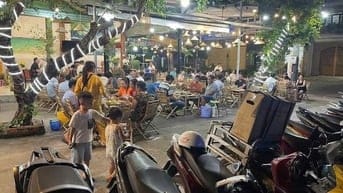 Sang quán nhậu góc 2 MT Nguyễn Cửu Đàm, dt 12 x 20m, full nội thất
