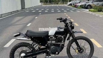 FZ150 Độ dáng scramler