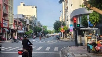 Chính Chủ cho thuê thuê nhà mặt tiền đường số 41 phường 6 q4