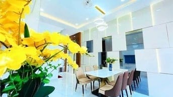 Bán nhà mới đẹp mặt tiền Nguyễn Triệu Luật,Bình Tân,full nội thất cao 
