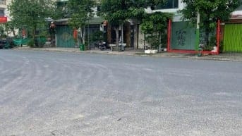 Đất Bán Mt đường Phan V Hớn -Xuân Thới Thượng . 5x 38m giá 10.5 tỷ tlg