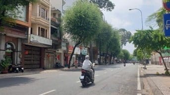 Cho thuê nhà mặt tiền kinh doanh đường Nguyễn Trãi, PHường 7, Quận 5