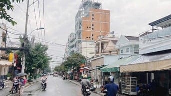 Lý Phục Man Cần Bán Gấp Căn Nhà 4 Tầng 5*13.2 Nhỉn 11 tỉ