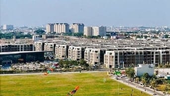 ⚜️Bán lô đất nền vị trí đẹp nhất ven sông Rạch Chiếc 80m2 giá 2tỷ450 