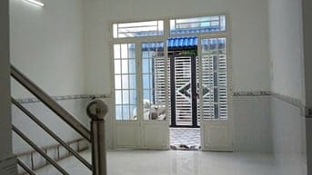 Bán nhà 4,2x19,4m, 1Tr 1 lầu, SHR, Thánh Thất, Tân Kim, Cần Giuộc LA