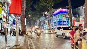 NHÀ VỊ TRÍ SẦM UẤT 45M2 NGUYỄN TRI PHƯƠNG, Q.10
