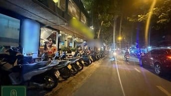 Sang quán cafe góc 2MT gần Phan Xích Long – 4 tầng, KD ngay