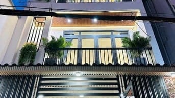 Sang nhượn gấp nhà Nguyễn Đình Chiểu P5 Q3 67,5m2 3tỷ980tr