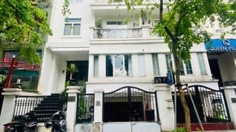 Cho thuê nhà liền kề Nguyễn Tuân: 100m2, 1 hầm, 4 tầng, có thang máy