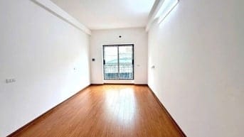 🏡 CHÍNH CHỦ BÁN NHÀ 5 TẦNG ĐẸP LONG BIÊN – GẦN TRƯỜNG HỌC, GIAO THÔNG