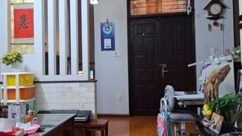 Bán nhà 5 tầng kinh doanh Ngô Xuân Quảng đường oto tránh DT 85m 16 tỷ