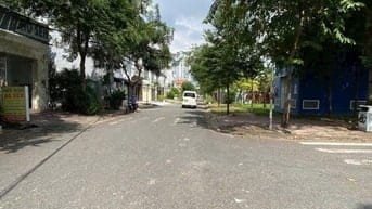 Bán nhà đường số 32a, Bình Tân Tên Lửa, 5x20m, 4t, 11.9 tỷ, công viên