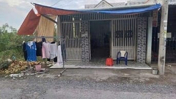 Thiếu nợ tiền, bán gấp căn nhà đang cho thuê ở Trung Tâm Thị Xã Trảng 