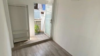 Cần bán nhà gấp đường TTT quận 4