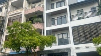 Cần bán 3 căn nhà mặt tiền giá 22 tỷ số 182 bạch đằng bình Thạnh 