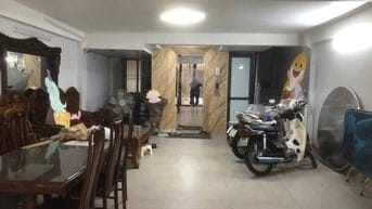 Tôi cần bán nhà Phố Phố Linh Quang, Q Đống Đa, Dt 70 m x 7 T, Mt 5,5 m