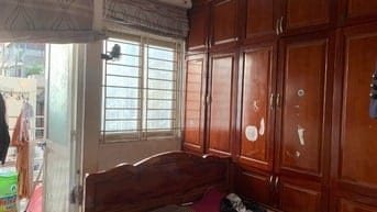 Chính chủ cần bán gấp căn hộ 1k 1n rộng 32m2 tại Gia Quất, Long Biên