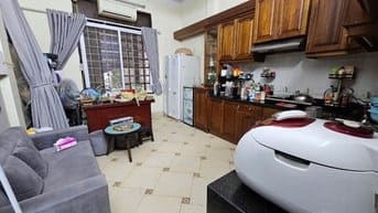 HOT Cần bán nhà Thái Hà 61m2, 4 tầng, 2 Mặt Ngõ ôtô tránh, kinh doanh