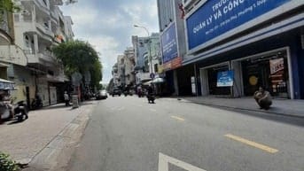 NHÀ BÁN MẶT TIỀN KINH DOANH GIA PHÚ DT(3.8X19)GIÁ 15.5 TỶ 