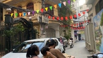 BÁN NHÀ LẠC LONG QUÂN, PHÂN LÔ QUAN CHỨC, Ô TÔ, 75,3 M2, GIÁ 18,7 TỶ