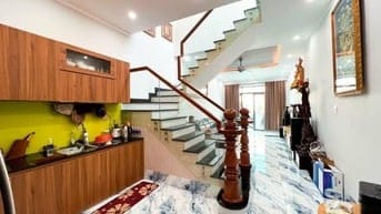 DÌ 2 BÁN NHÀ 1T1L 55M2 VŨ TÙNG BÌNH THẠNH GIÁ 1TỶ540TR SHR HẺM 6M