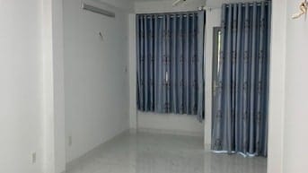 Nhà cho thuê nguyên căn mới đẹp, dt 3,5 x 9, 3 lầu giá 16tr/tháng, hXh
