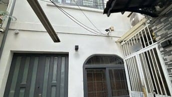 4 tầng- Nguyễn Tri Phương P9 Q10, 2PN , nhà đẹp có sẵn nội thất 