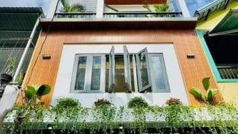 NHÀ CŨ GIÁ TỐT!! Nhà Nguyễn Kiệm giá siêu mềm chỉ 2tỷ560/DT 62M2 SHR