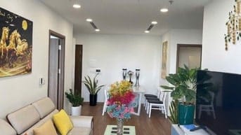 Chung cư Sky Center, Phổ Quang, TB: 2p ngủ rộng, 2wc, đậu oto, 17tr/th