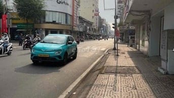 Cho thuê nhà mặt tiền Nguyễn Trãi, P11, Quận 5 Giá 22tr