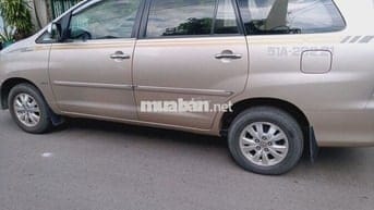 Toyota Innova 2012 - màu nâu vàng ,125130 km