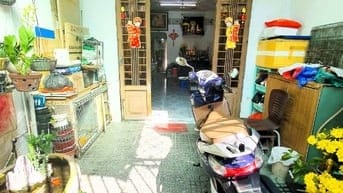Bán nhà chính chủ đường 11 Linh Chiểu gần Vincom và đại học Ngân Hàng