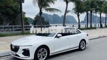 VinFast Lux A2.0 2022 A2.0 Tiêu chuẩn - 40000 km