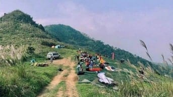 Điểm bay dù lượn Đồi Bù, Núi Bé, Nam Phương Tiến, Chương Mỹ. Dt 1700m,