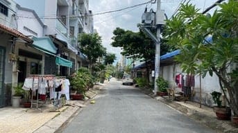 Cho thuê nhà đường số 12, An Lạc A, Bình Tân Tên Lửa, 4x15m, 7 triệu