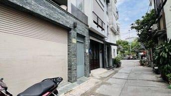 CẦN BÁN NHÀ ĐẸP GIÁ TỐT – PHAN VĂN HÂN, P17, BÌNH THẠNH – NGAY SÁT QUẬ