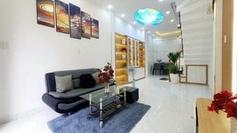 Về quê bán nhà 60m2,1T2L,1 tỷ 280,huỳnh tấn phát,quận 7,sổ riêng