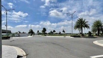 Cần bán lô mặt tiền 120m-1.3ty sổ sẵn ngay đường Đại Lộ 60m Bắc Sơn LT