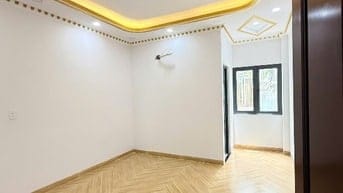Nhà MTKD đường Song Hành dt 68m2 nhà 6 tấm m(có thang máy) giá 13.9 tỷ