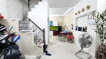 BÁN GẤP NHÀ PHỐ TRẦN THÁI TÔNG - CẦU GIẤY 45m 7.95ty Ở NGAY NGÕ BAGAC