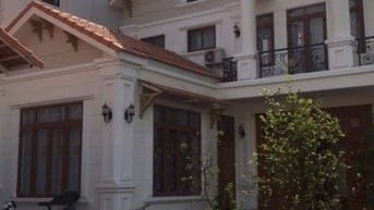 Bán căn Biệt Thự mặt tiền đường Chu Văn An, DT: 500m2 full thổ cư